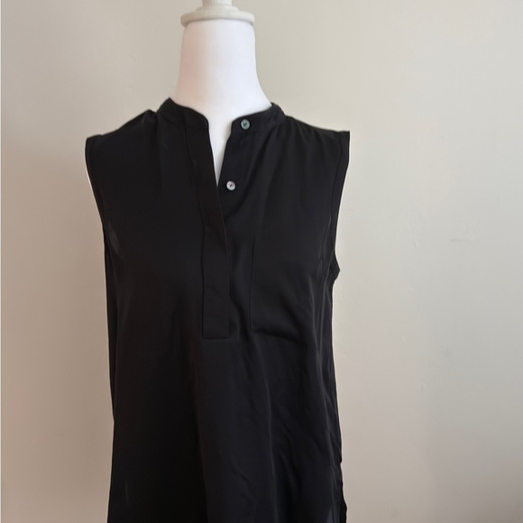 Vince Tops - Vince Silk Black Sleeveless Blouse Size Small.  $34